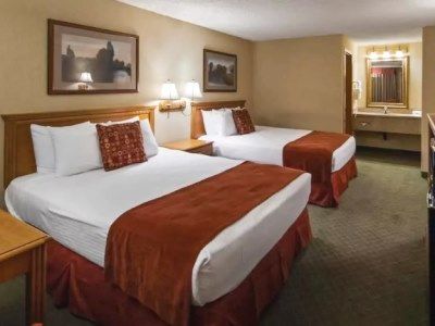 Western Shadow Hotel Woodland